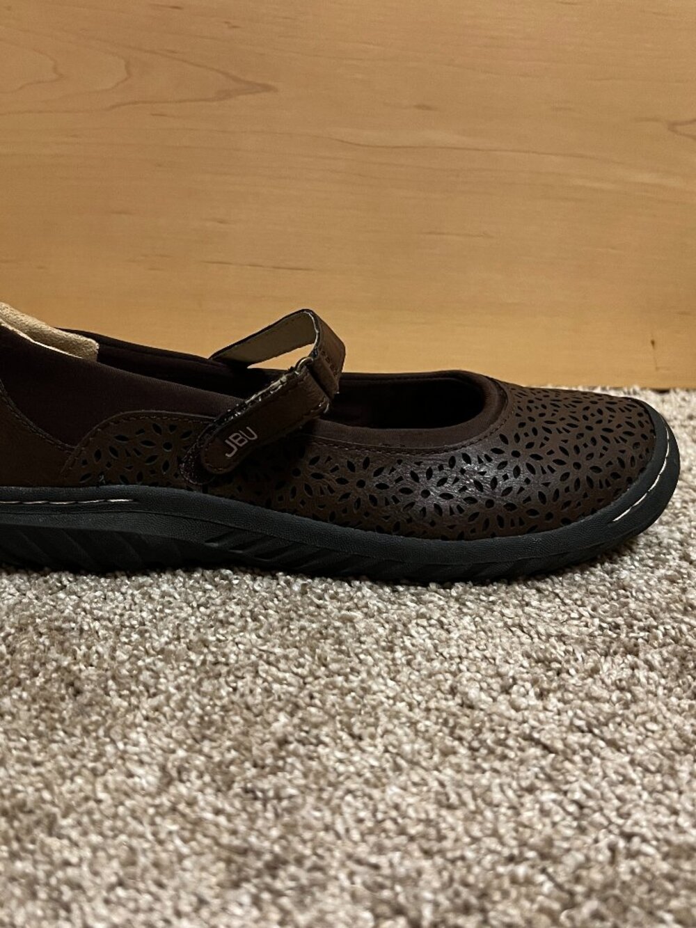 JBU Jambu Granada Brown Memory Foam Women's Mary Janes: Size 8M - Picture 6 of 9
